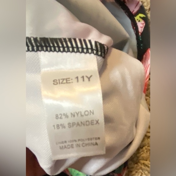 NWOT uideazone Girls 2 Piece Bathing Suit UPF 50+ Racerback Tank Briefs Size 11Y - Picture 3 of 3